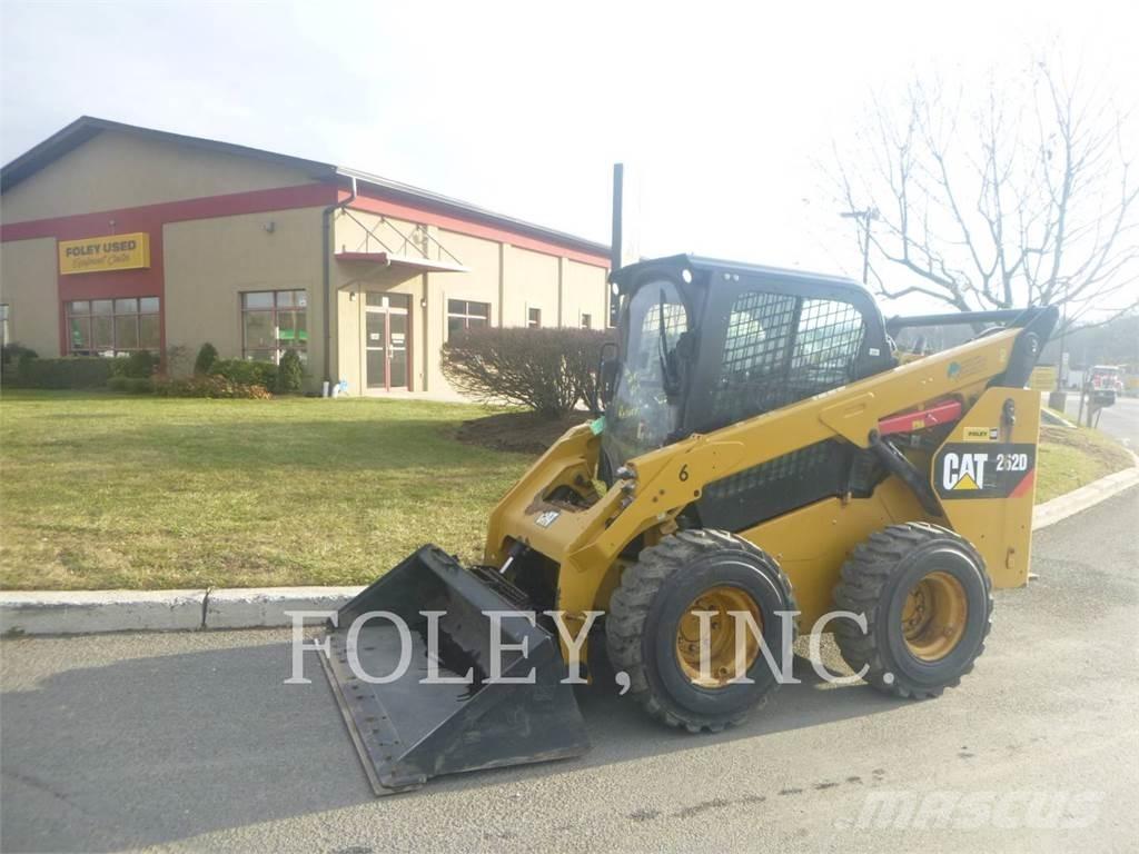 CAT 262D Skid steer mini nakladalci