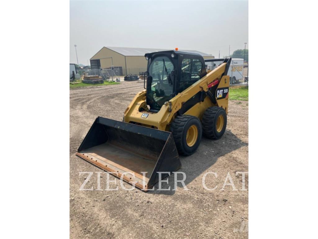 CAT 262D Skid steer mini nakladalci