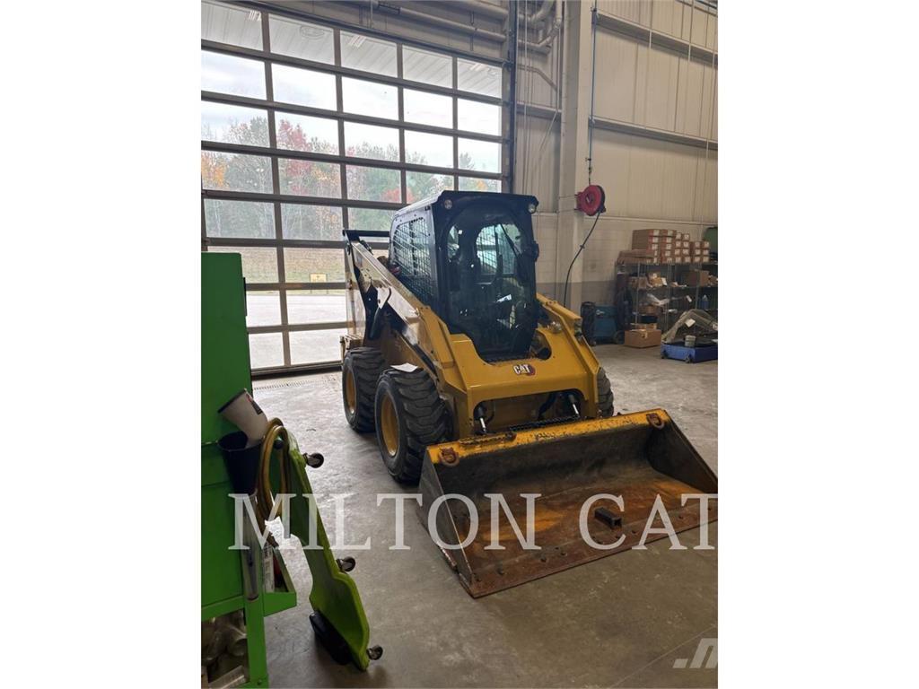 CAT 262D 3 Skid steer mini nakladalci