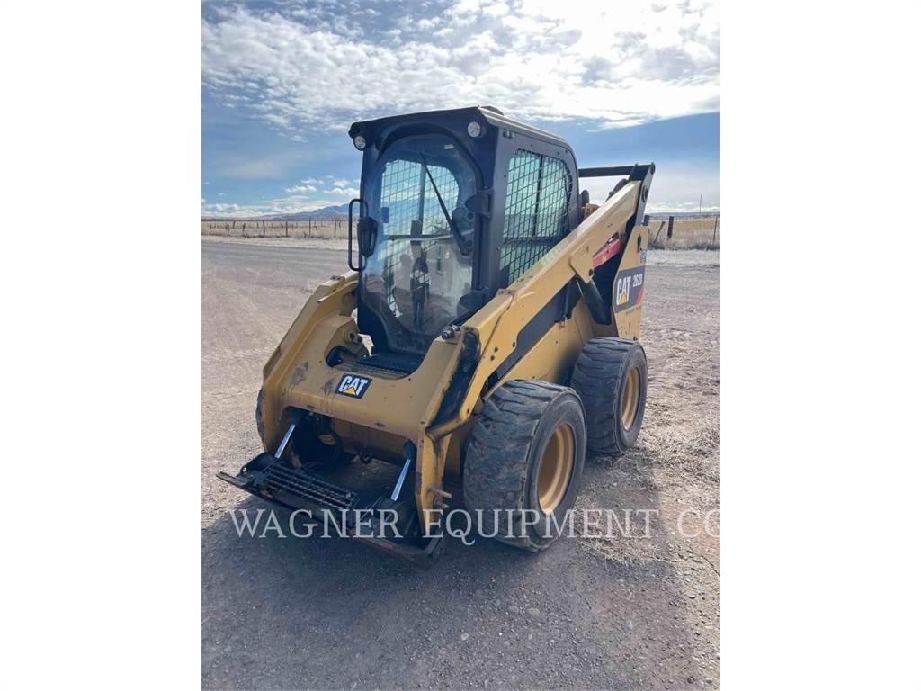 CAT 262D HF Skid steer mini nakladalci