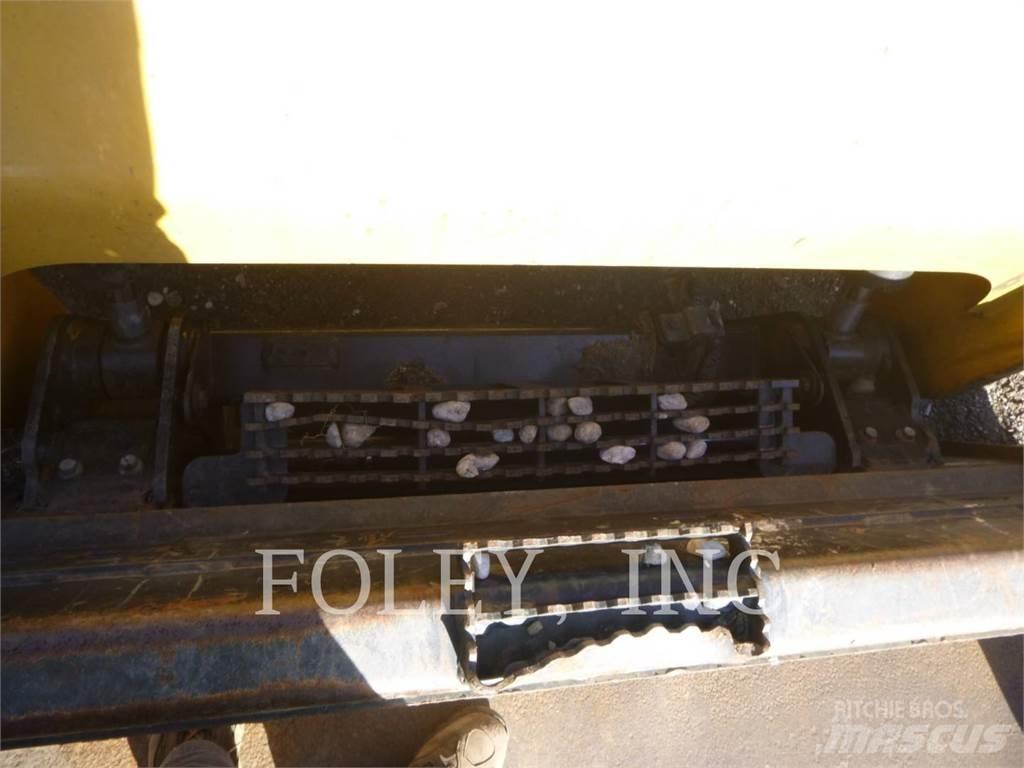 CAT 262D3 Skid steer mini nakladalci