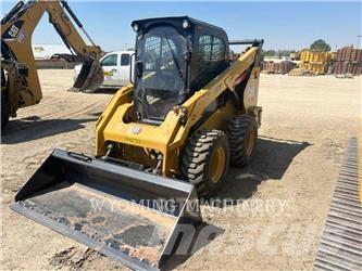 CAT 262D3 Skid steer mini nakladalci