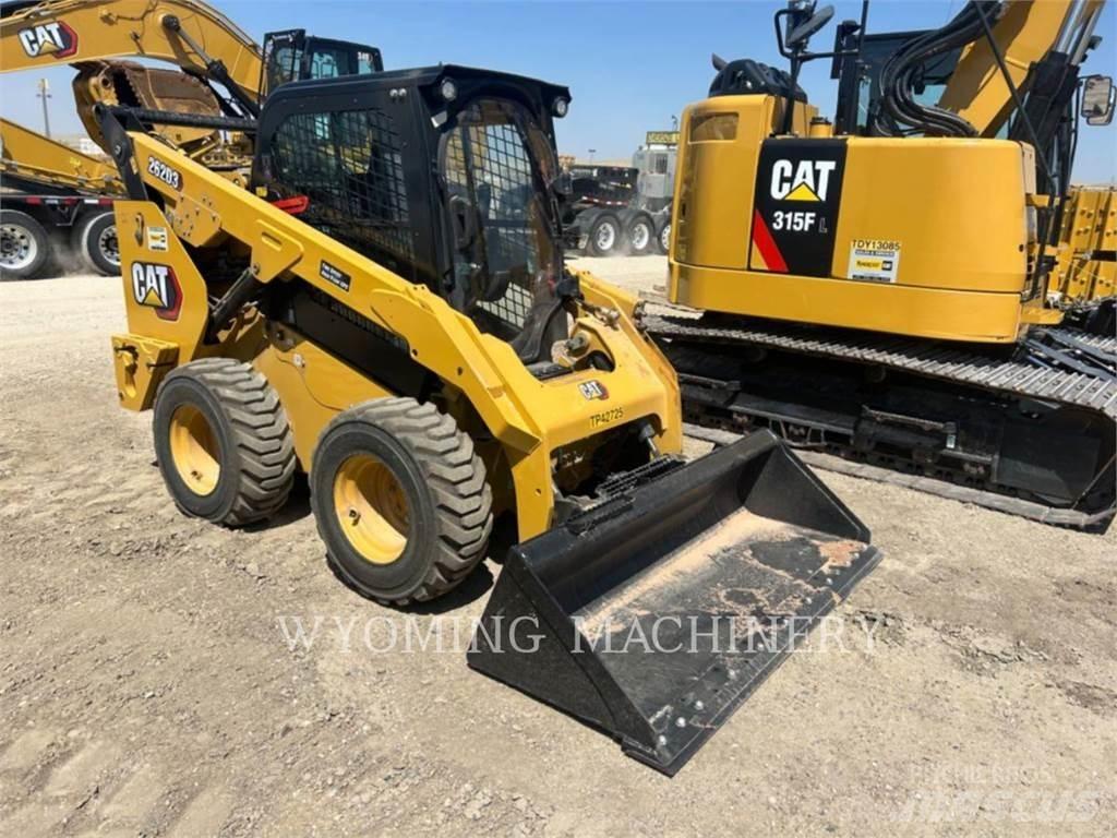 CAT 262D3 Skid steer mini nakladalci