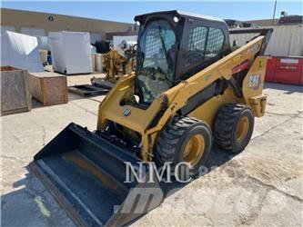 CAT 262D3 Skid steer mini nakladalci