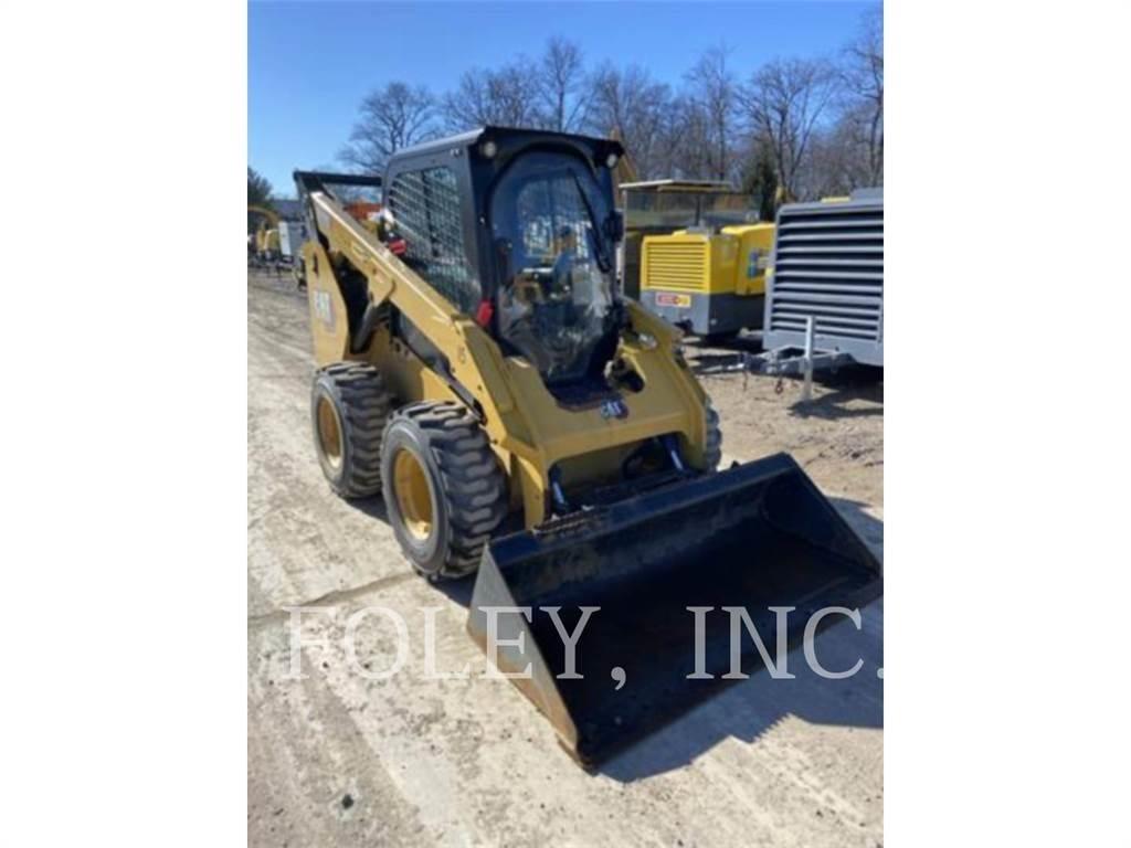 CAT 262D3 Skid steer mini nakladalci