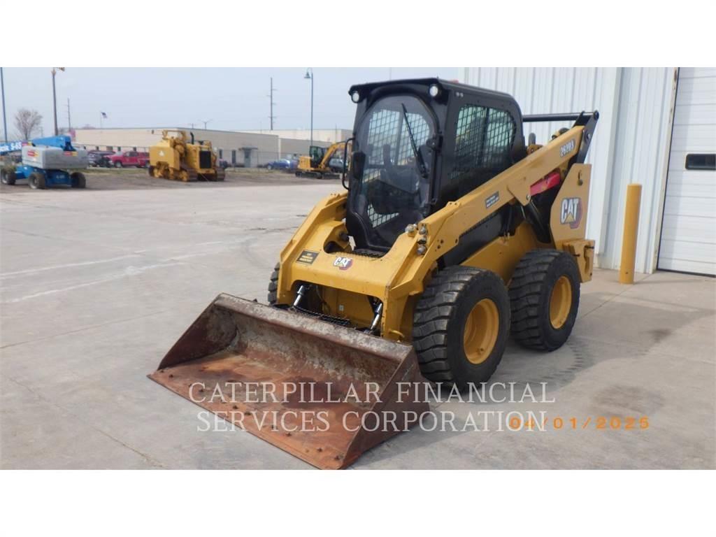 CAT 262D3 Skid steer mini nakladalci
