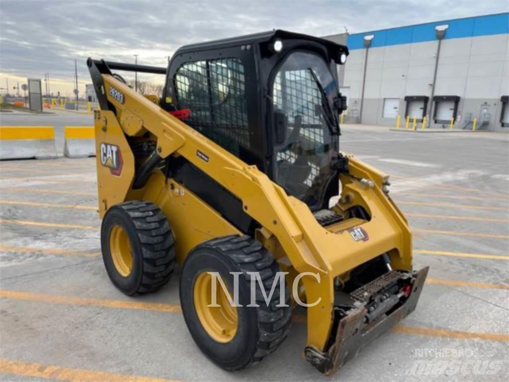 CAT 262D3 Skid steer mini nakladalci