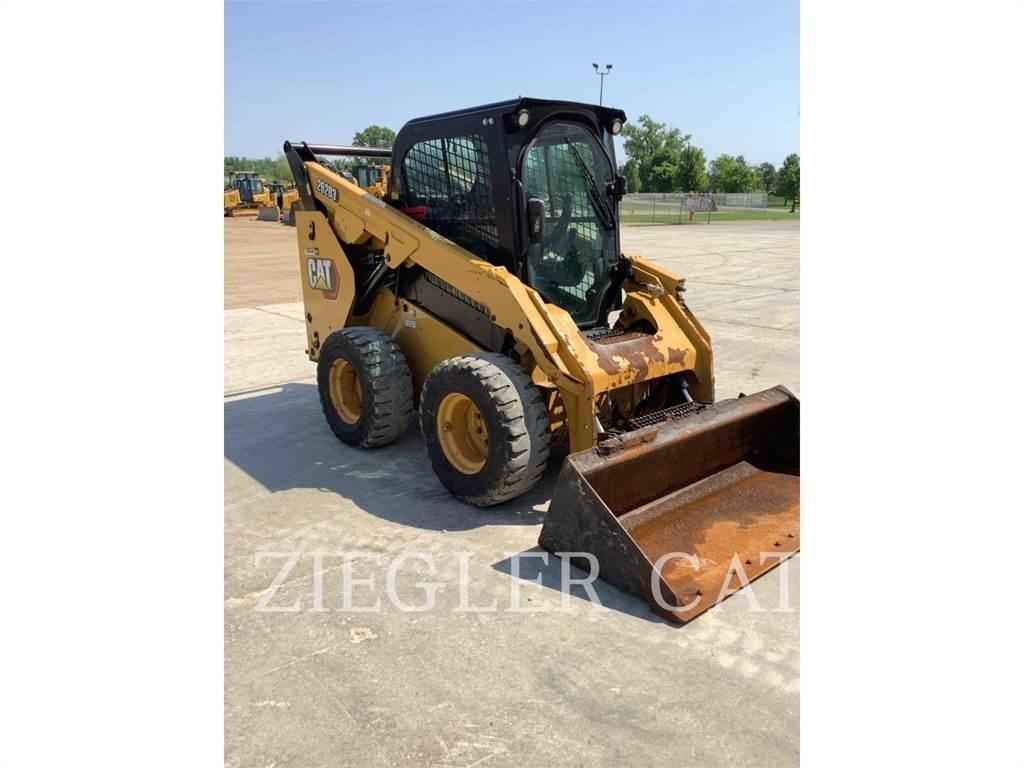 CAT 262D3 Skid steer mini nakladalci