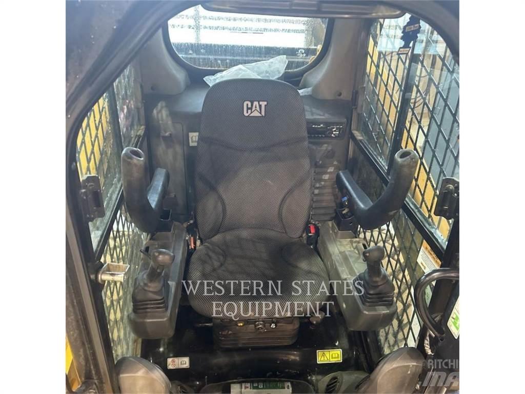 CAT 262D3 Skid steer mini nakladalci