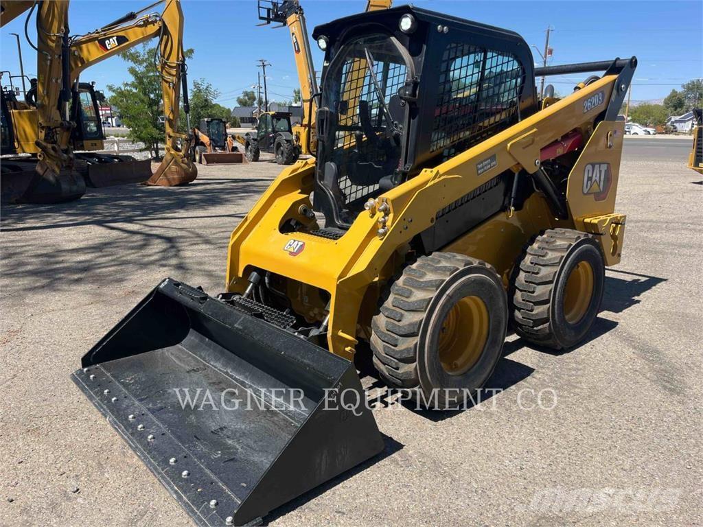 CAT 262D3 Skid steer mini nakladalci
