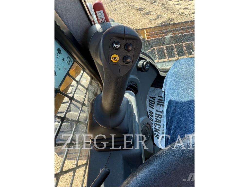 CAT 262D3 Skid steer mini nakladalci