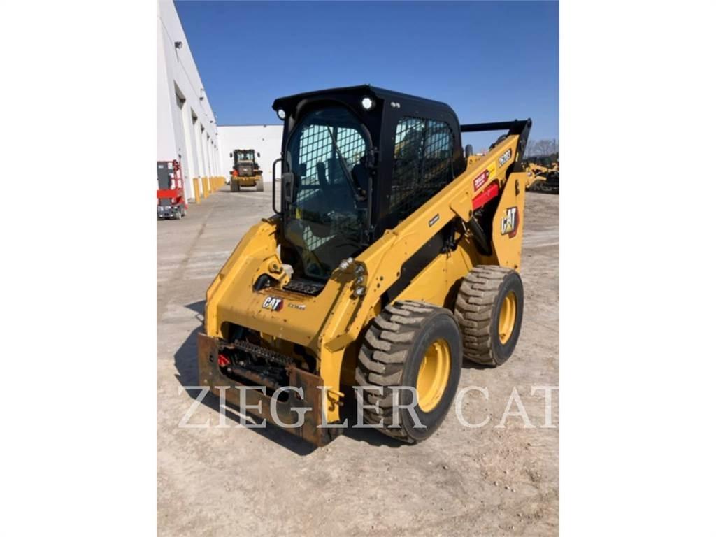 CAT 262D3 Skid steer mini nakladalci