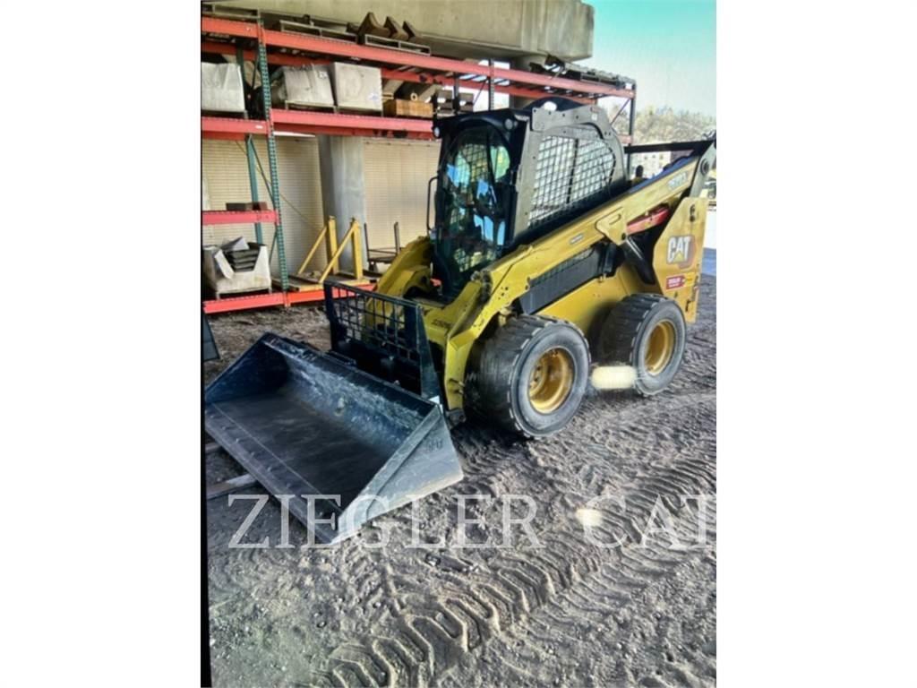 CAT 262D3 Skid steer mini nakladalci