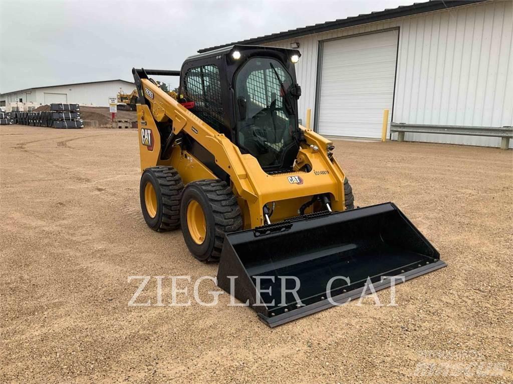 CAT 262D3 Skid steer mini nakladalci