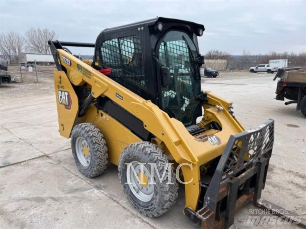 CAT 262D3 Skid steer mini nakladalci