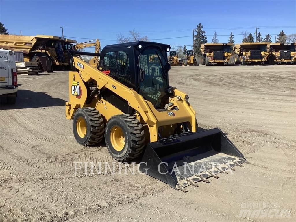 CAT 262D3 Skid steer mini nakladalci