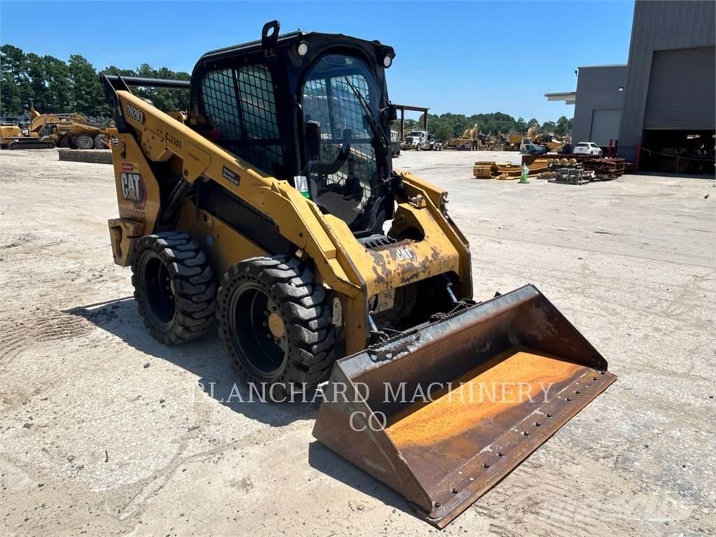 CAT 262D3 Skid steer mini nakladalci