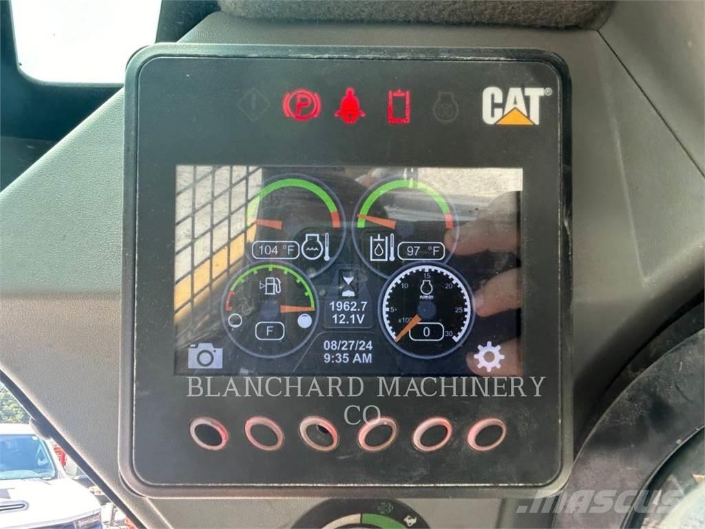 CAT 262D3 Skid steer mini nakladalci