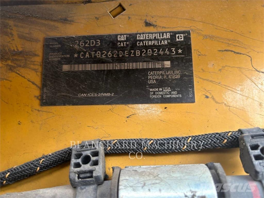 CAT 262D3 Skid steer mini nakladalci