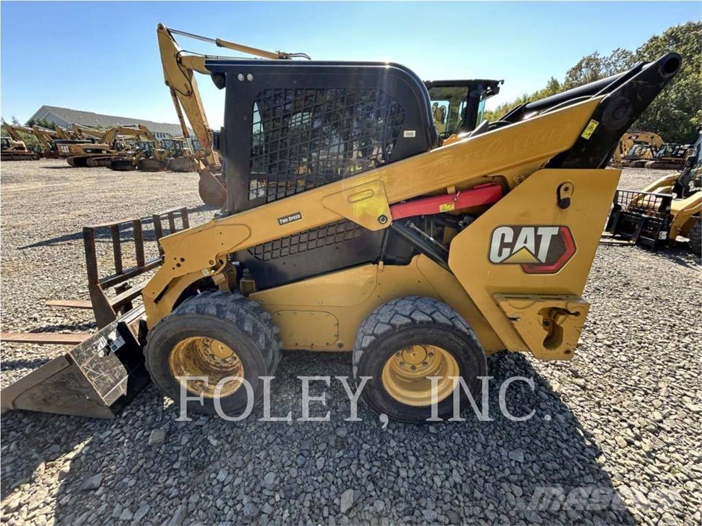 CAT 262D3 Skid steer mini nakladalci