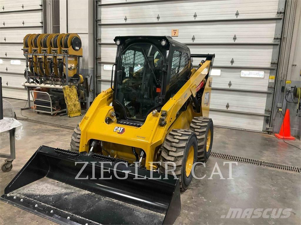 CAT 262D3 Skid steer mini nakladalci