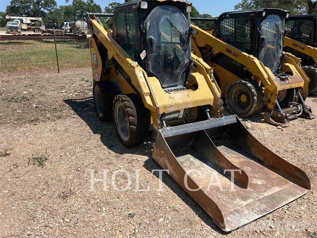 CAT 262D3 Skid steer mini nakladalci