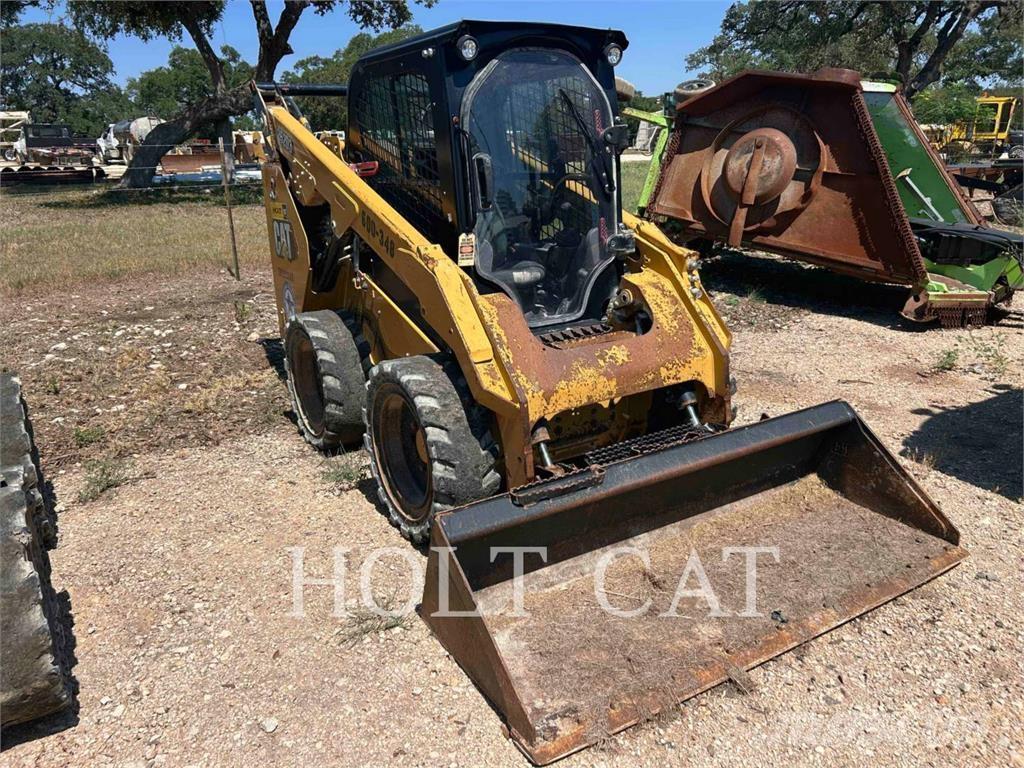 CAT 262D3 Skid steer mini nakladalci
