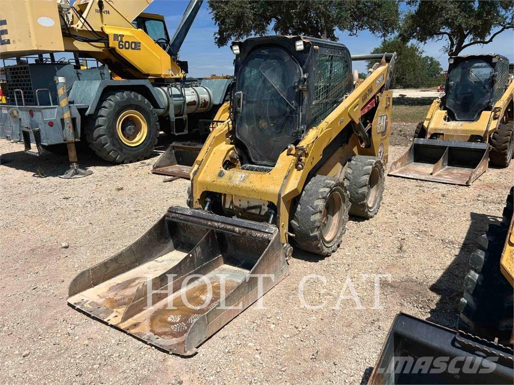CAT 262D3 Skid steer mini nakladalci