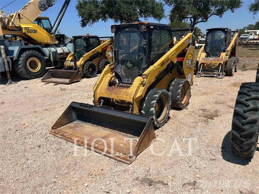 CAT 262D3 Skid steer mini nakladalci