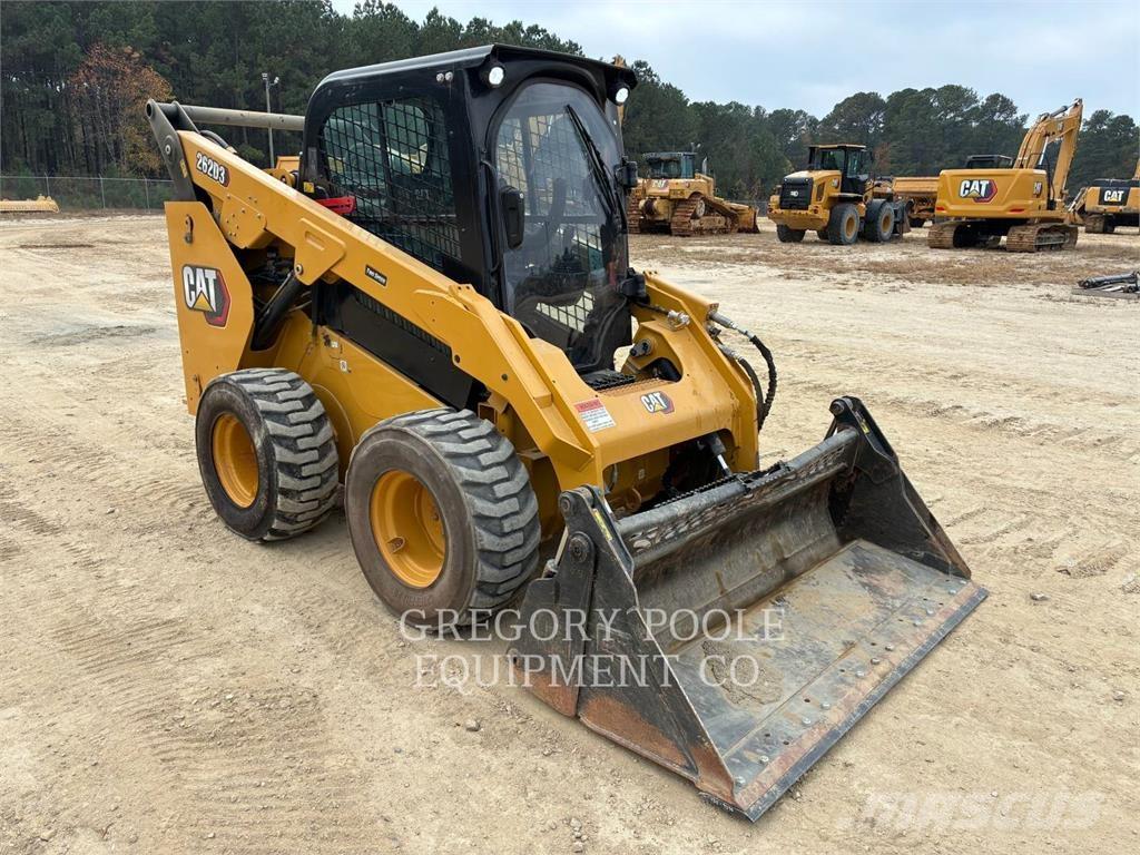 CAT 262D3 Skid steer mini nakladalci