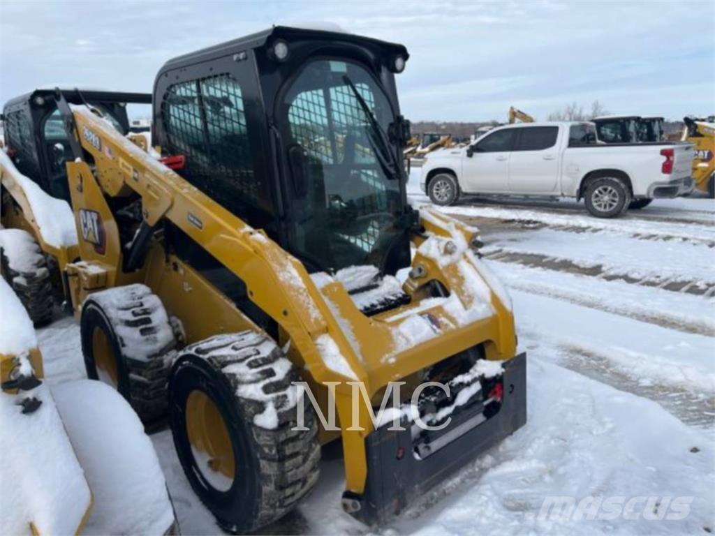 CAT 262D3 Skid steer mini nakladalci
