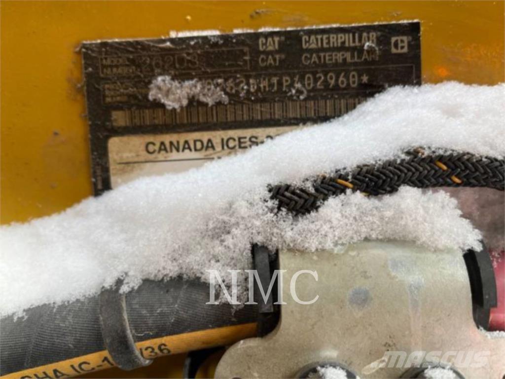 CAT 262D3 Skid steer mini nakladalci