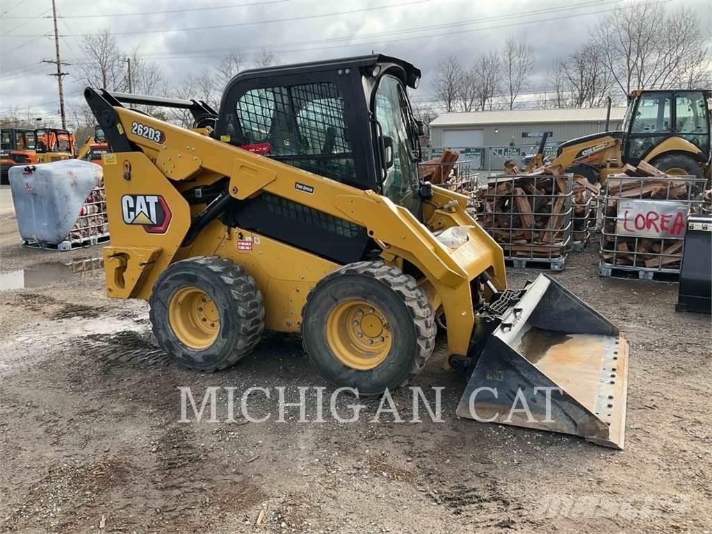 CAT 262D3 A2Q Skid steer mini nakladalci