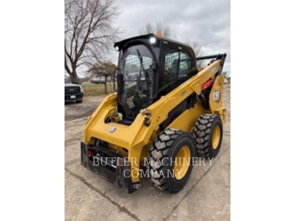 CAT 262D3 C3H2 Skid steer mini nakladalci