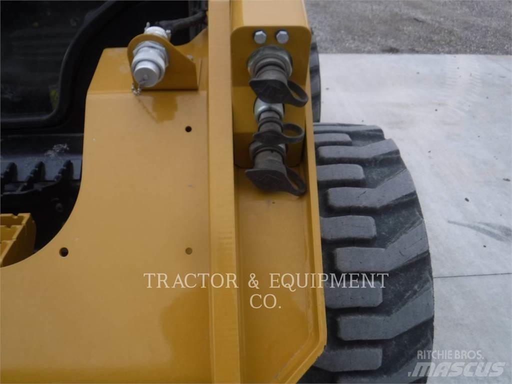 CAT 262D3 H2CB Skid steer mini nakladalci