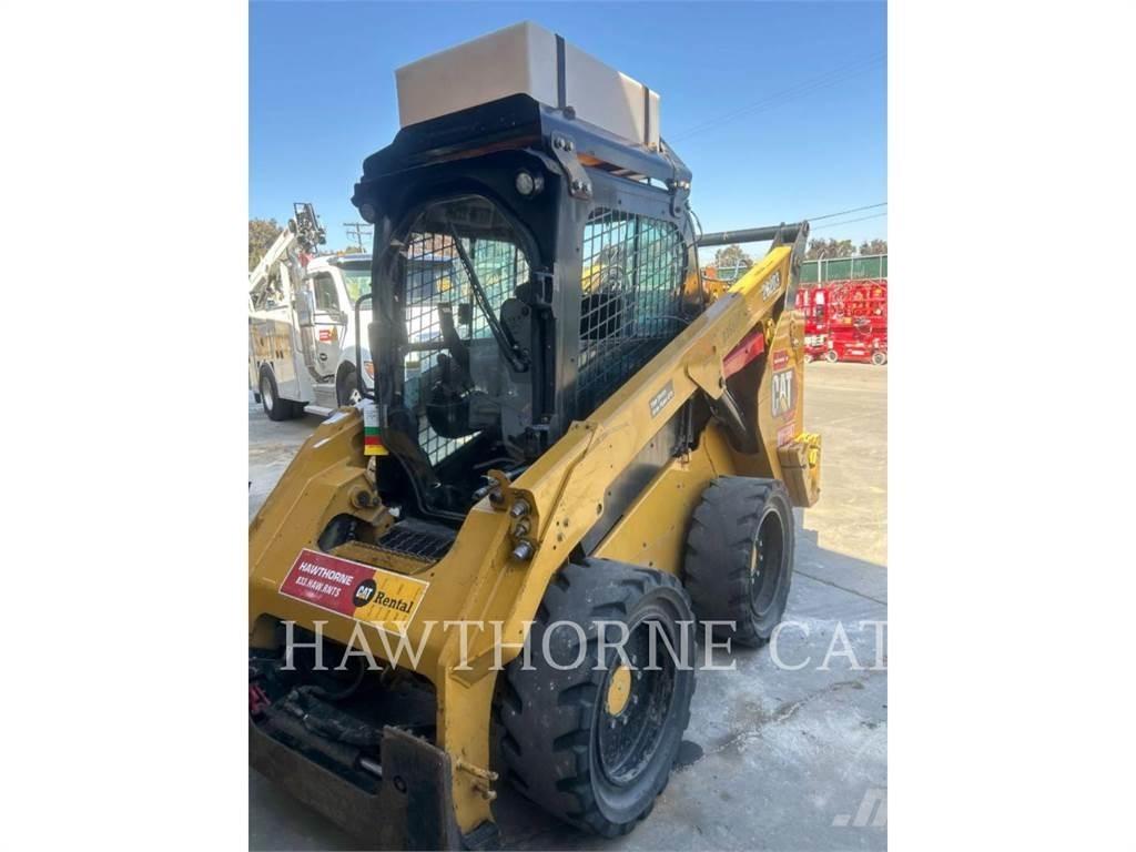 CAT 262D3 H2O Skid steer mini nakladalci