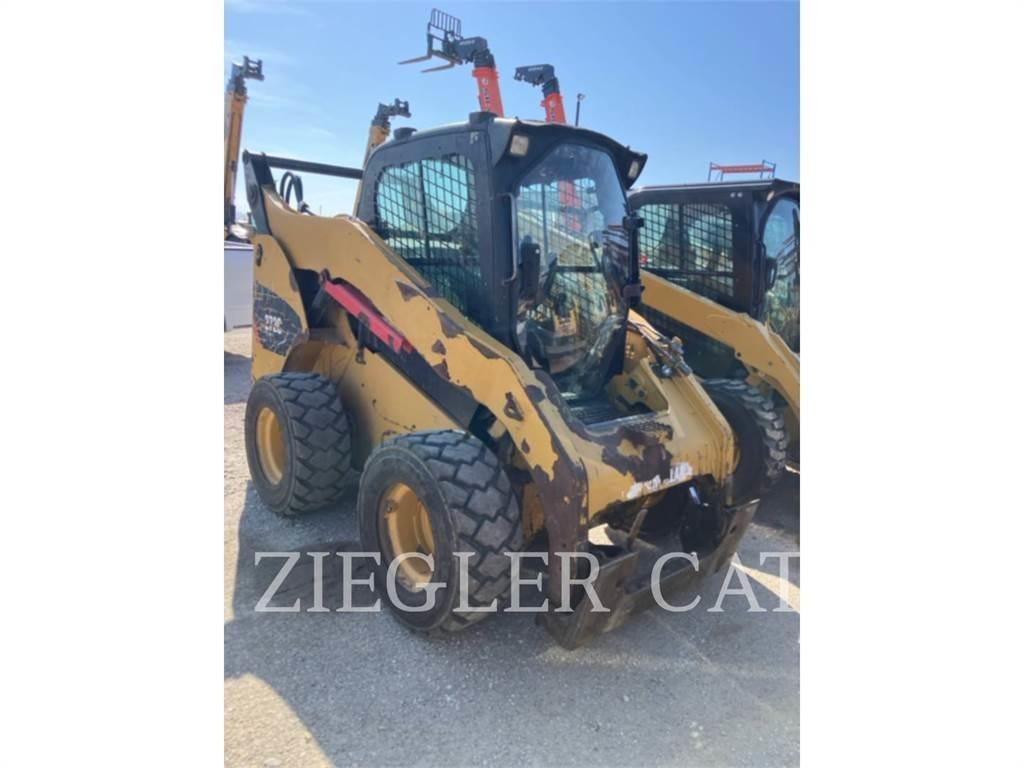 CAT 272C Skid steer mini nakladalci