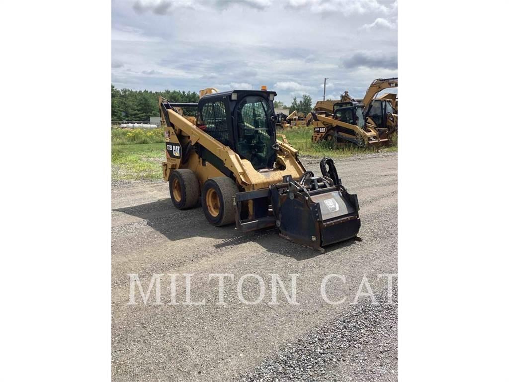 CAT 272D Skid steer mini nakladalci