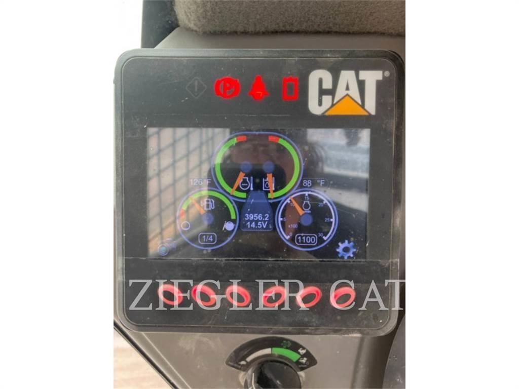 CAT 272D Skid steer mini nakladalci