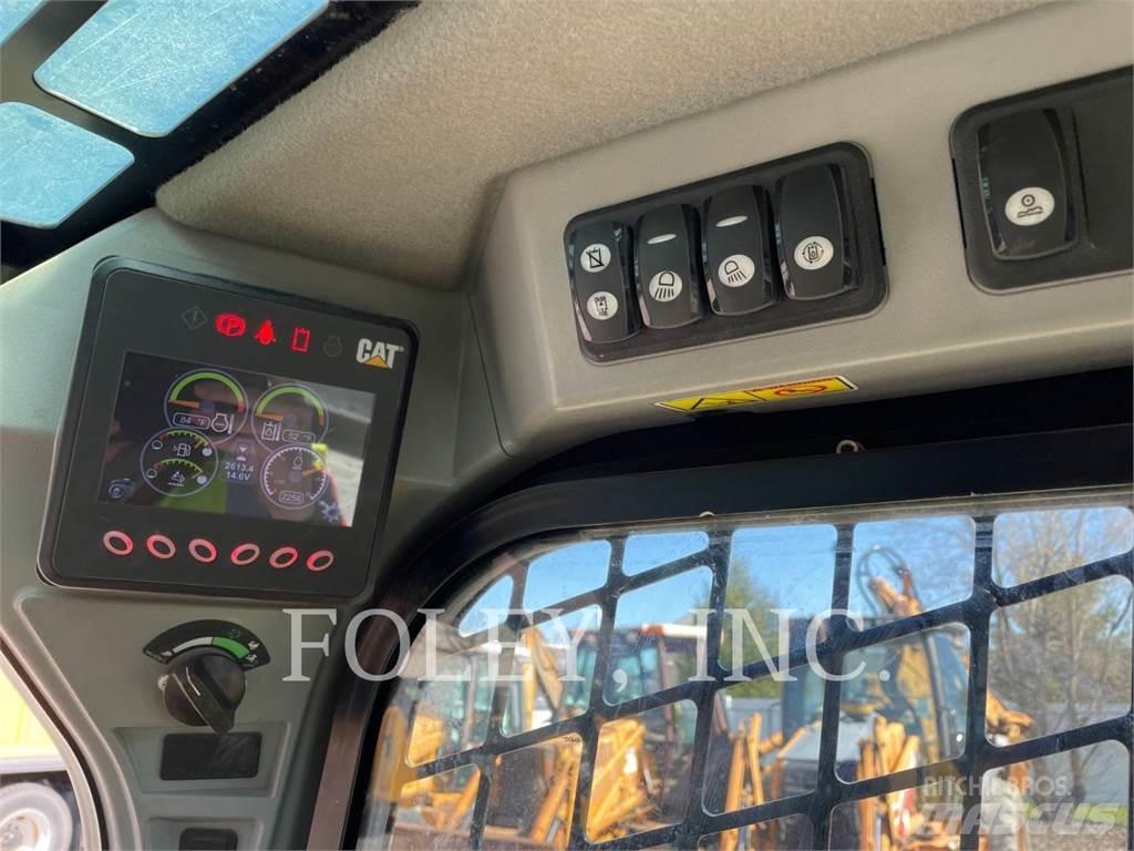 CAT 272D2 Skid steer mini nakladalci