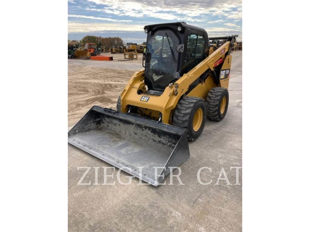 CAT 272D2 Skid steer mini nakladalci
