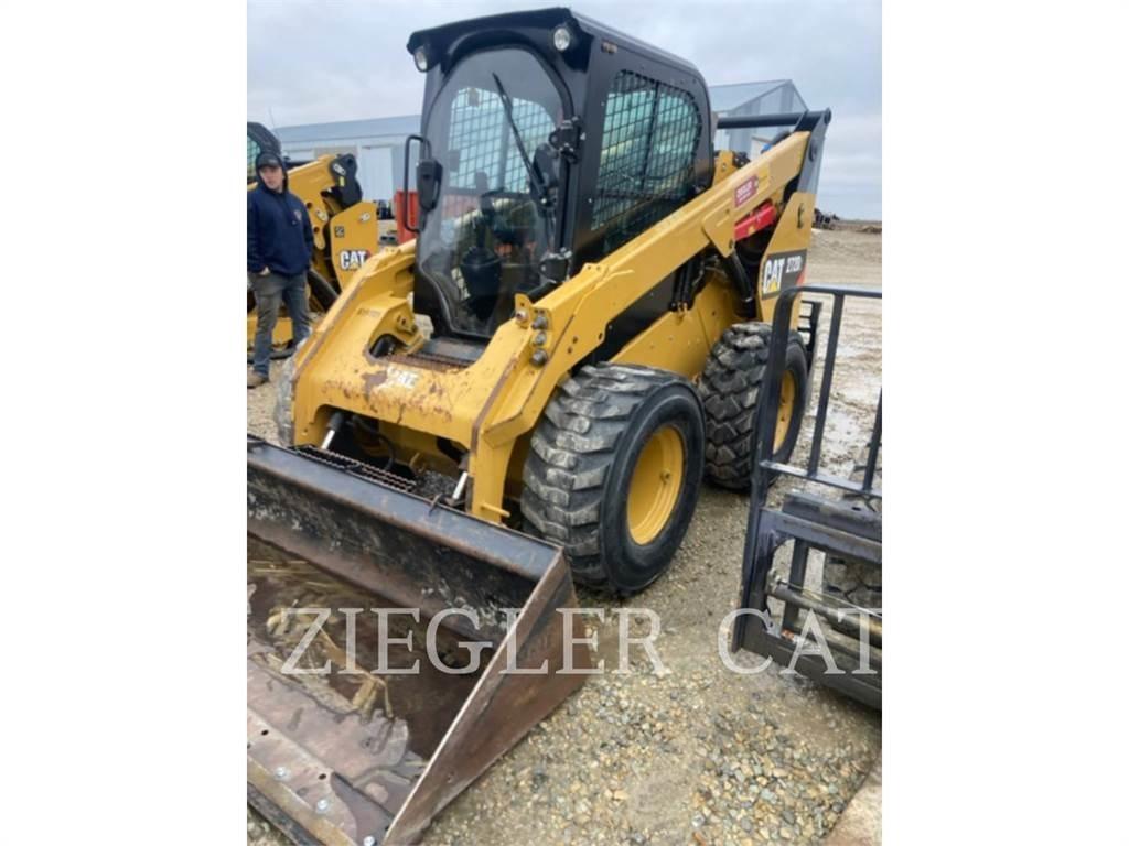 CAT 272D2 Skid steer mini nakladalci