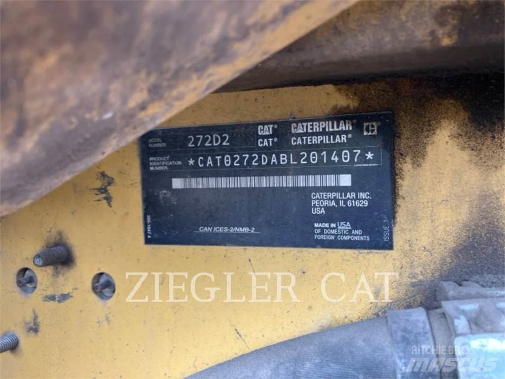 CAT 272D2 Skid steer mini nakladalci