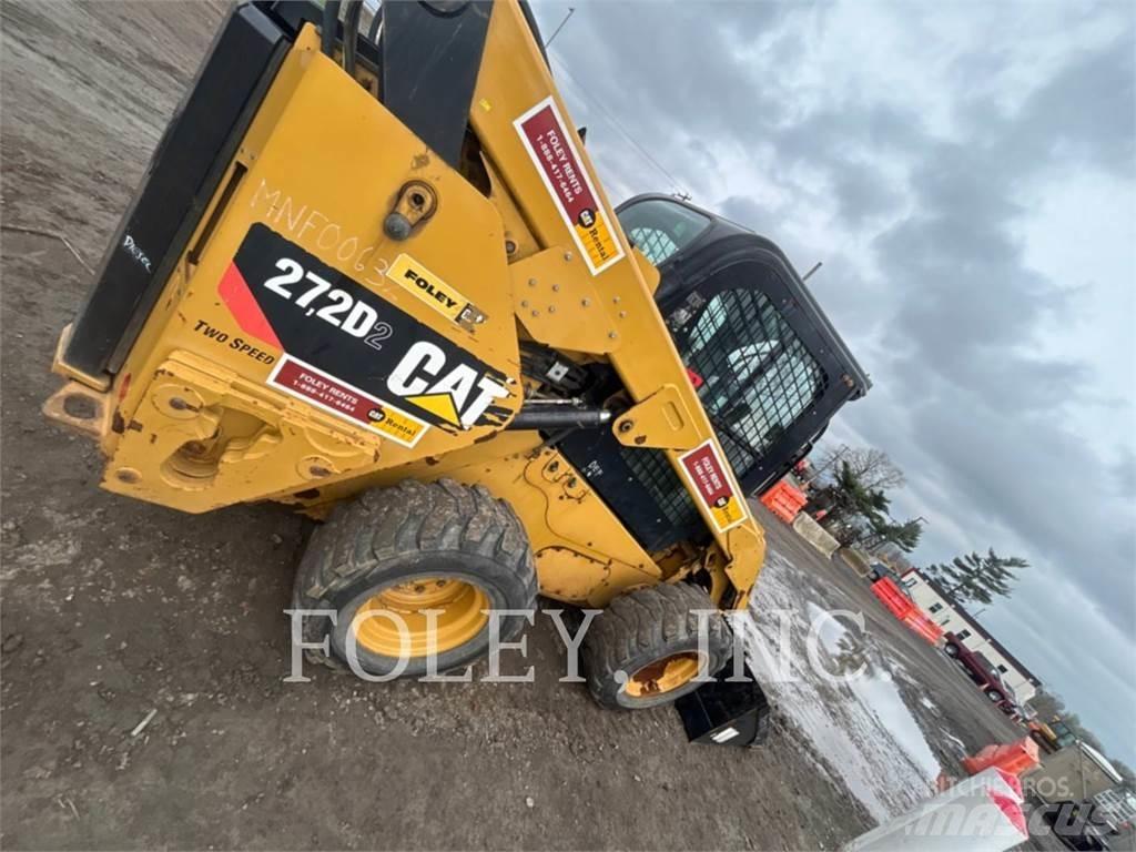 CAT 272D2 Skid steer mini nakladalci