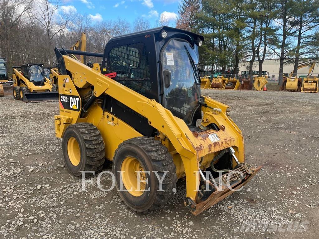 CAT 272D2 Skid steer mini nakladalci