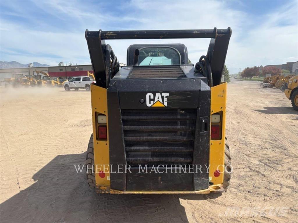 CAT 272D2C3XHP Skid steer mini nakladalci