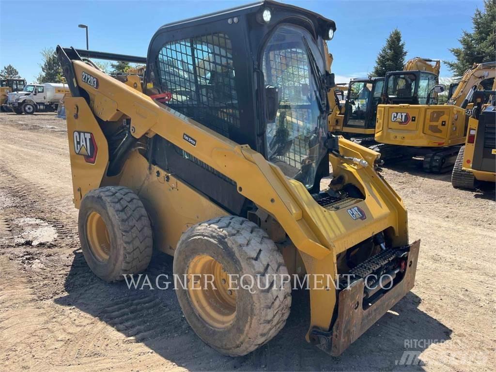CAT 272D3 Skid steer mini nakladalci