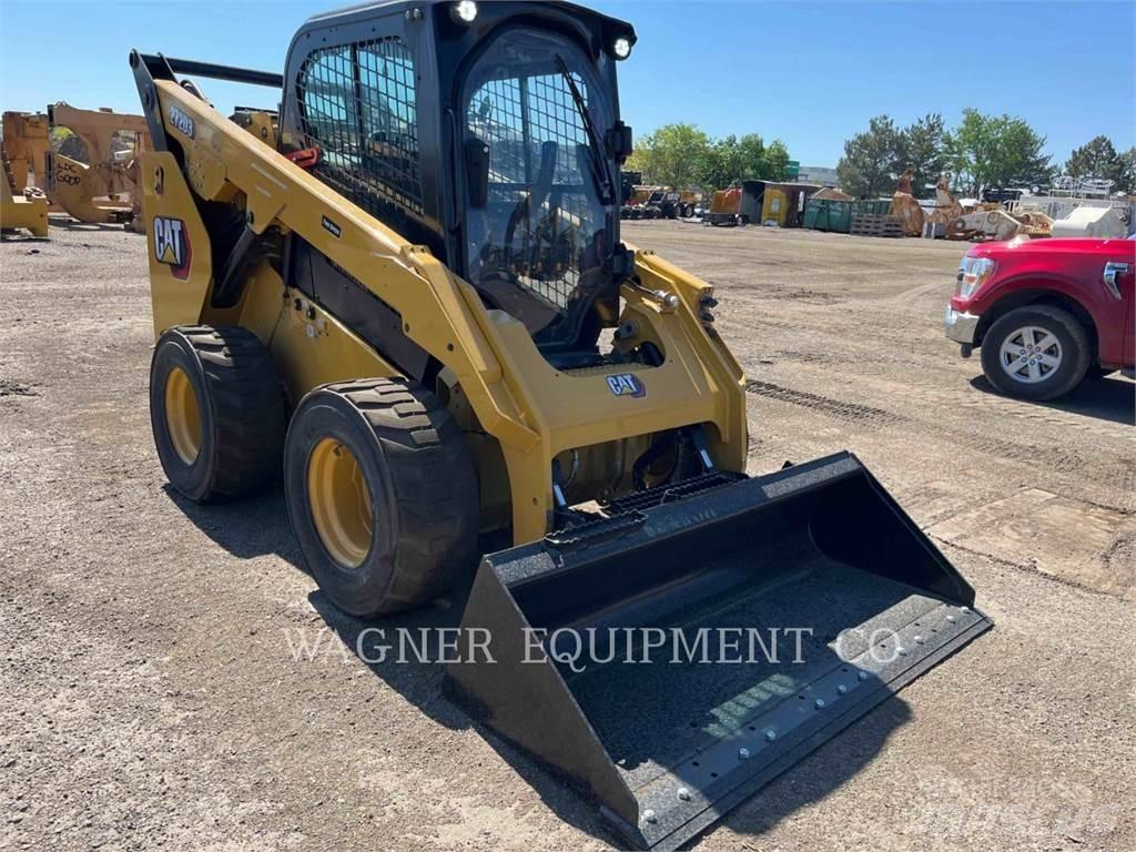 CAT 272D3 Skid steer mini nakladalci