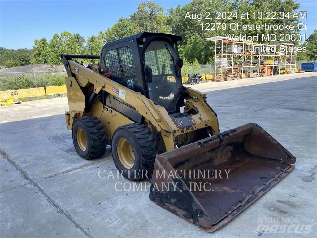 CAT 272D3 Skid steer mini nakladalci