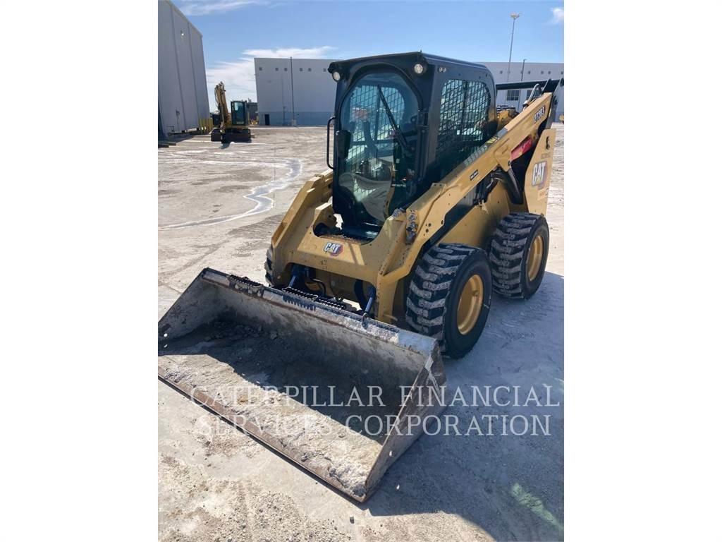 CAT 272D3 Skid steer mini nakladalci